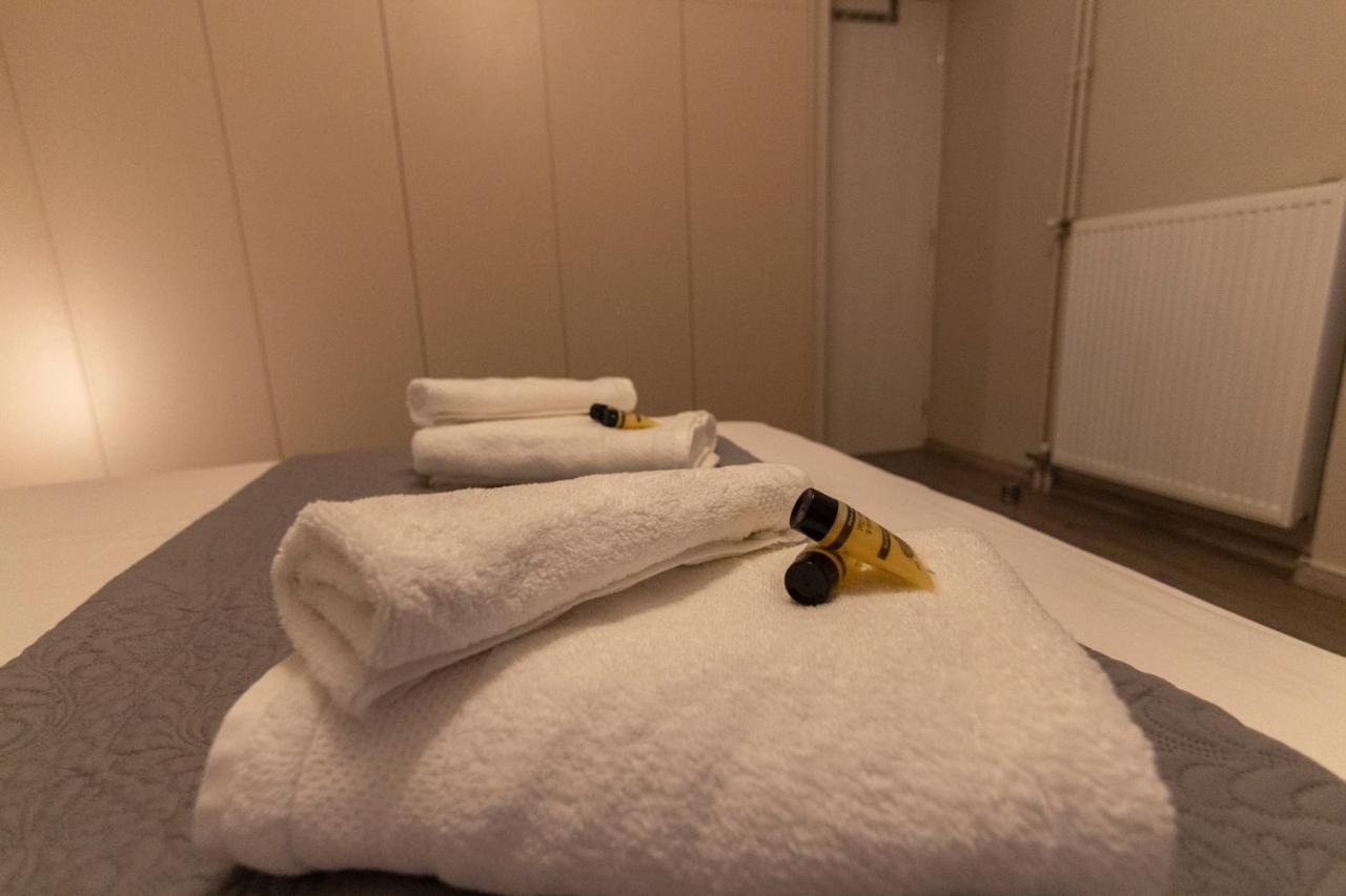 Luxury Apartment 10' From The Center! Athen Eksteriør billede