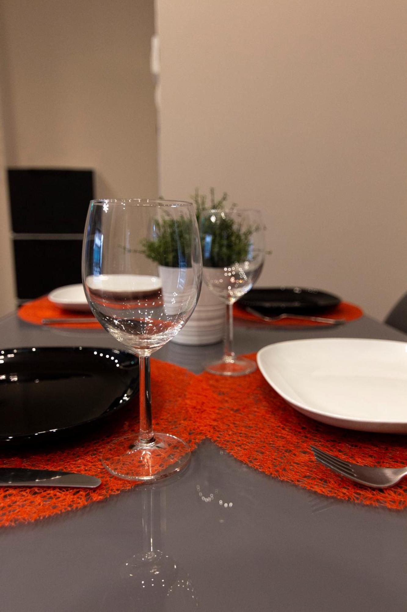 Luxury Apartment 10' From The Center! Athen Eksteriør billede